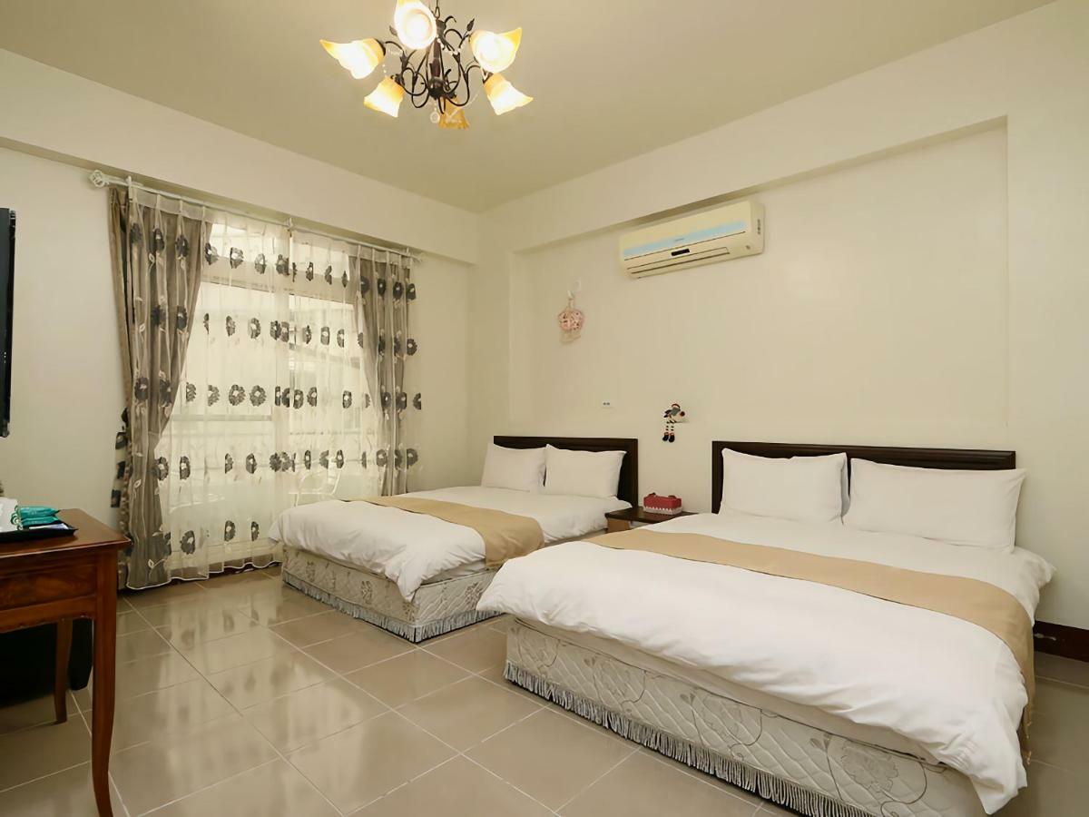 Leisure Homestay Hualien City Exterior photo